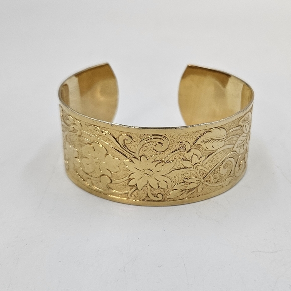 Victorian Floral Etched Cuff Bracelet - Picture 2 of 5